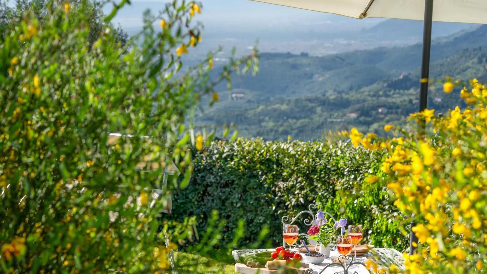 بيت للعطل فيلا La Piana Mommio