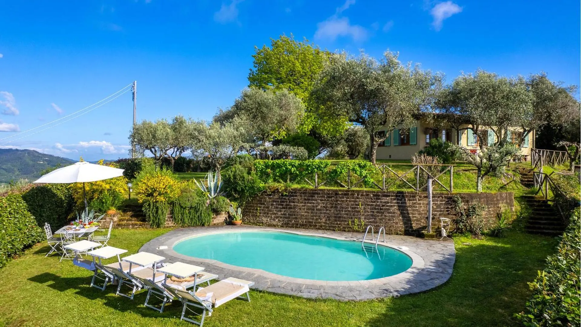 La Piana Villa Mommio Italien